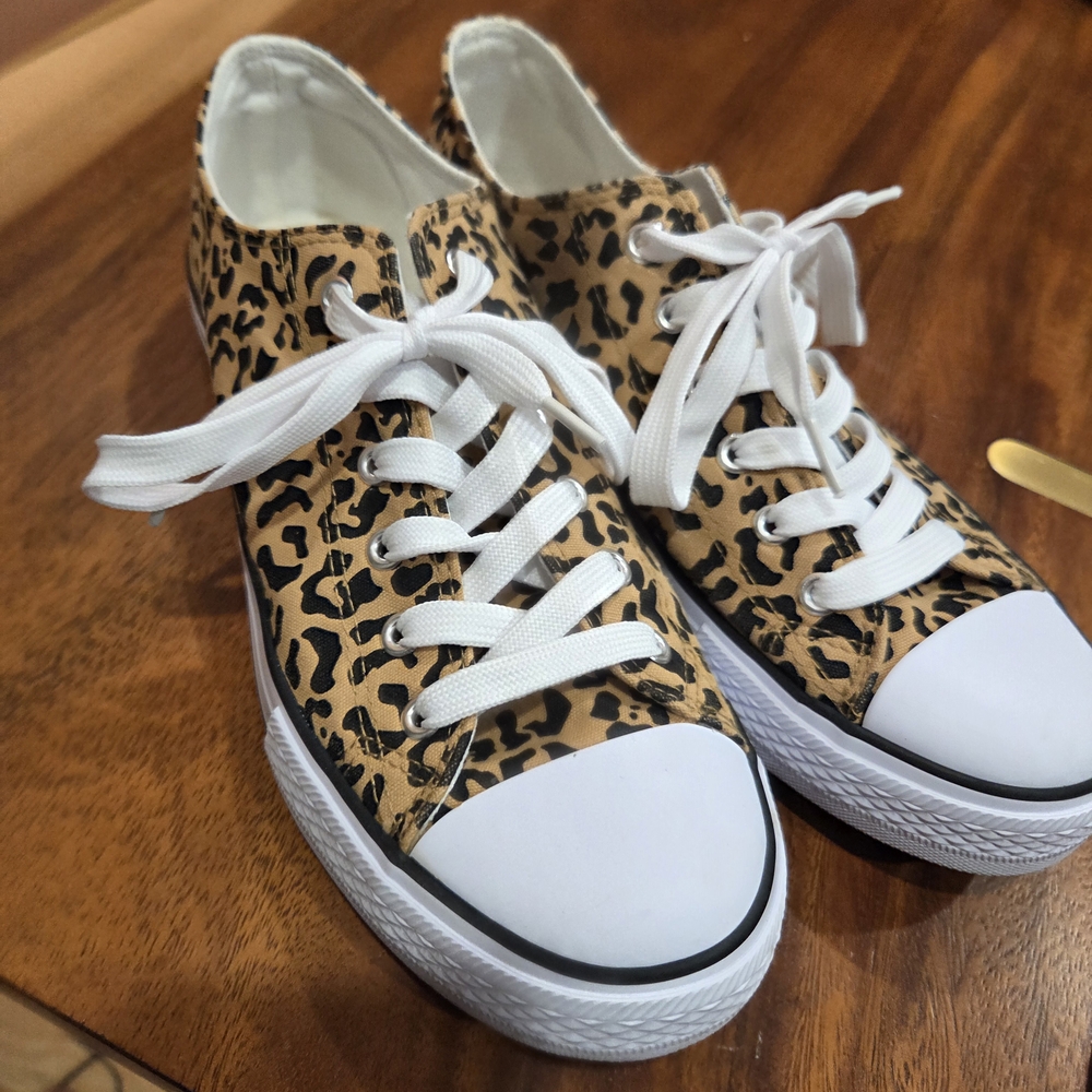 Top Moda Leopard Print Canvas Sneakers with White Laces